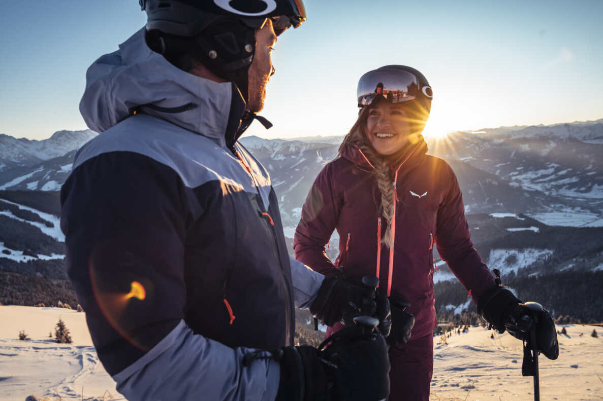 Mann und Frau auf Piste Kitzsteinhorn